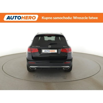 Mercedes - Benz GLC-klasa  SUV 2021,  2.0 hybryda, automat - Na sprzedaż za 137 000 zł - Warszawa - zdjęcie 6