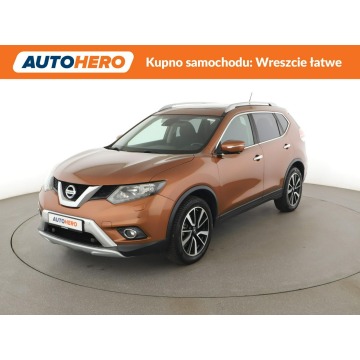 Nissan X-Trail - klima auto kamery 360 i czujniki parkowania grzane fotele navi