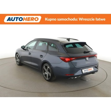 Seat Leon  Kombi 2021,  2.0 diesel, automat - Na sprzedaż za 69 500 zł - Warszawa - zdjęcie 4