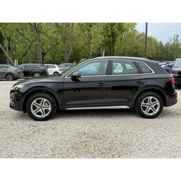 Audi Q5  SUV 2022,  2.0 diesel, automat - Na sprzedaż za 145 800 zł - Pęcice - zdjęcie 6