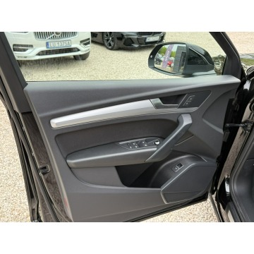 Audi Q5  SUV 2022,  2.0 diesel, automat - Na sprzedaż za 145 800 zł - Pęcice - zdjęcie 12