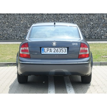 Skoda Superb  Sedan/Limuzyna 2007,  2.0 benzyna - Na sprzedaż za 16 500 zł - Lublin - zdjęcie 8