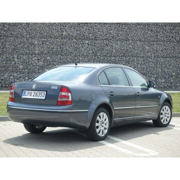 Skoda Superb  Sedan/Limuzyna 2007,  2.0 benzyna - Na sprzedaż za 16 500 zł - Lublin - zdjęcie 7