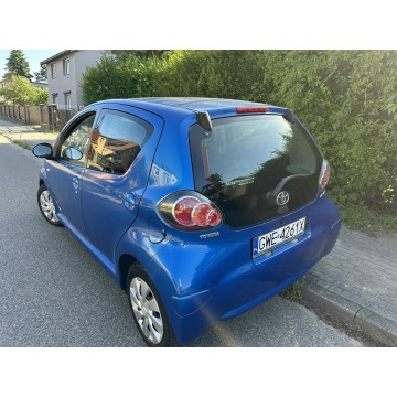Toyota Aygo  Hatchback 2012,  1.0 benzyna - Na sprzedaż za 14 800 zł - Wejherowo - zdjęcie 5