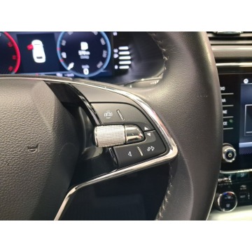 Skoda Superb  Liftback 2022,  2.0 diesel, automat - Na sprzedaż za 94 900 zł - Swarzędz - zdjęcie 9