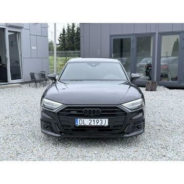 Audi A8  Sedan/Limuzyna 2020,  3.0 benzyna, automat - Na sprzedaż za 199 900 zł - Wrocław - zdjęcie 2