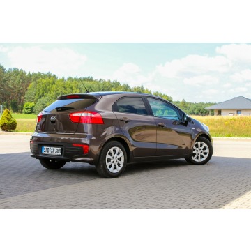 Kia Rio  Hatchback 2015,  1.2 benzyna - Na sprzedaż za 26 900 zł - Ostrów Mazowiecka - zdjęcie 12