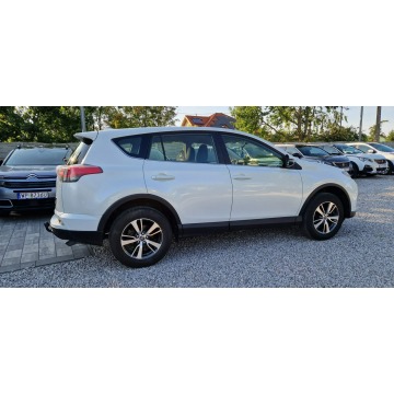 Toyota   SUV 2017,  2.0 diesel - Na sprzedaż za 58 900 zł - Płock - zdjęcie 12