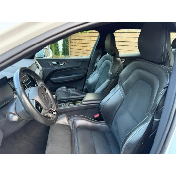 Volvo   SUV 2018,  2.0 diesel - Na sprzedaż za 87 700 zł - Mysłowice - zdjęcie 12