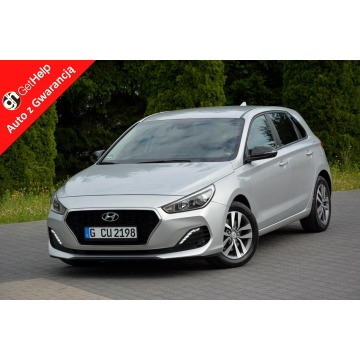Hyundai i30 - Lift Ledy CarPlay Klimatronic  Navi Kamera Automat Grz.kier  ASO