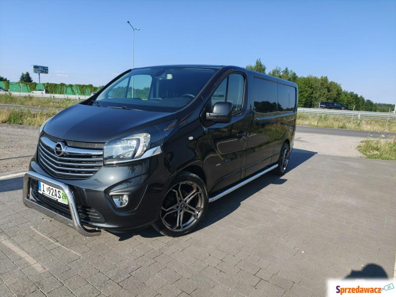 Opel Vivaro 2015,  1.6 diesel - Na sprzedaż za 40 900 zł - Lipówki