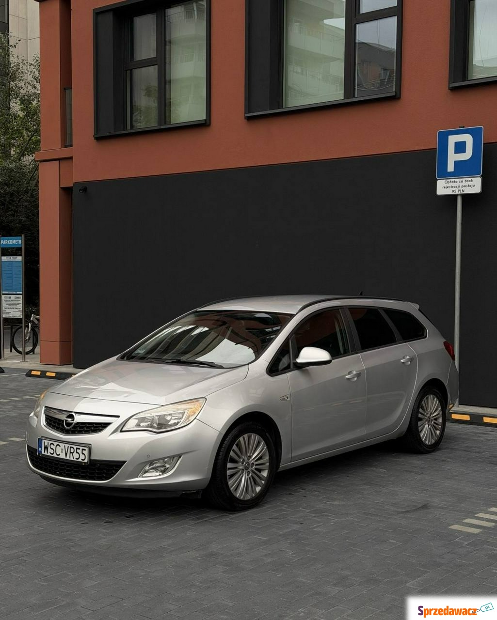 Opel Astra 2011