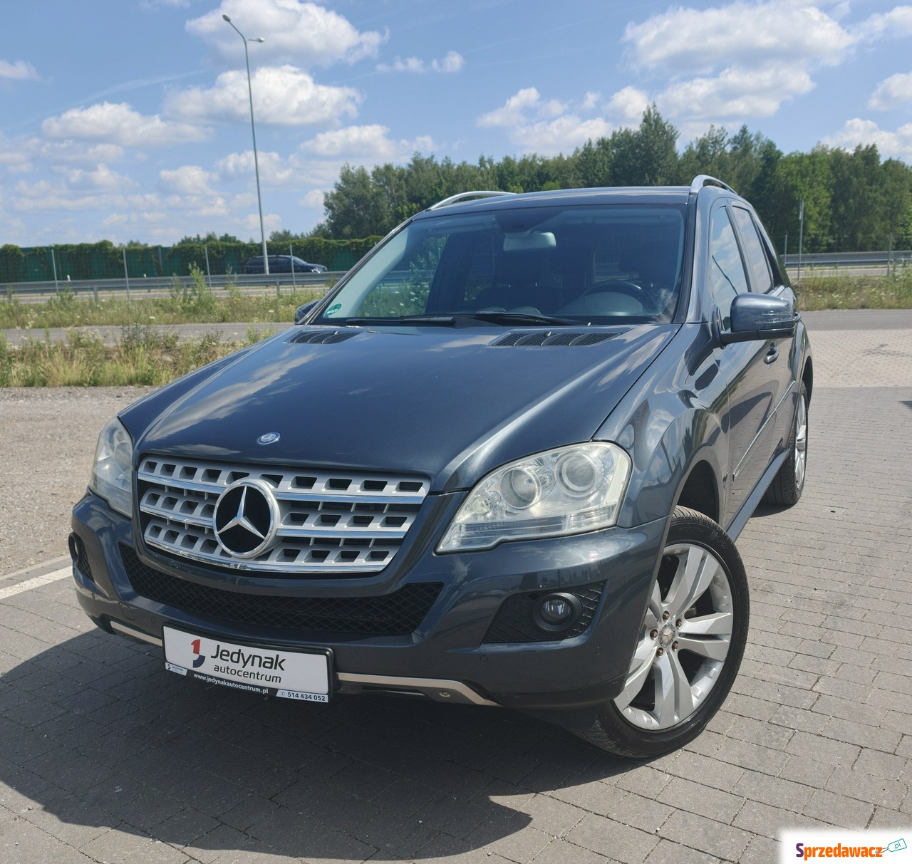 Mercedes - Benz ML-klasa 2012