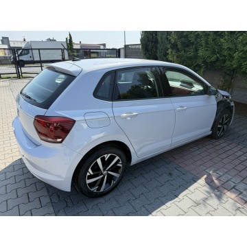Volkswagen Polo  Hatchback 2017,  1.0 benzyna, automat - Na sprzedaż za 24 600 zł - Zielona Łąka - zdjęcie 3
