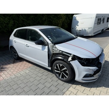Volkswagen Polo  Hatchback 2017,  1.0 benzyna, automat - Na sprzedaż za 24 600 zł - Zielona Łąka - zdjęcie 6