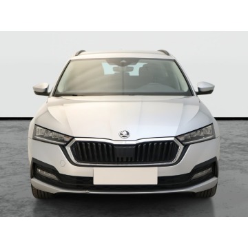 Skoda Octavia  Kombi 2022,  2.0 diesel - Na sprzedaż za 71 999 zł - Chorzów - zdjęcie 2