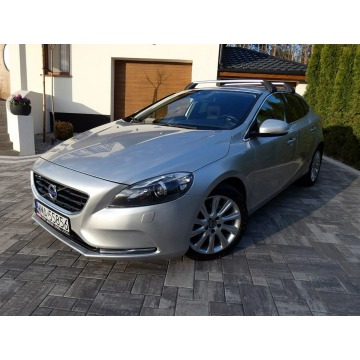 Volvo V40  Liftback 2014,  1.6 diesel, automat - Na sprzedaż za 34 900 zł - Szydłowo - zdjęcie 10