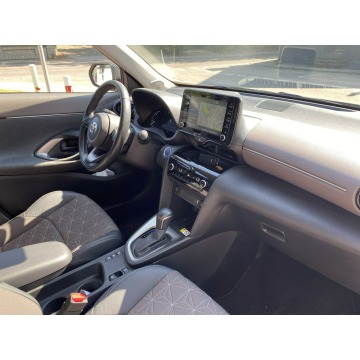 Toyota Yaris Cross  Hatchback 2022,  1.5 hybryda, automat - Na sprzedaż za 91 000 zł - Kobylnica - zdjęcie 11