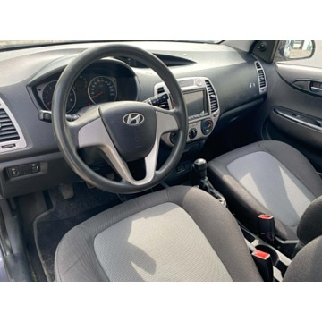Hyundai i20  Hatchback 2010,  1.2 benzyna - Na sprzedaż za 7 900,00 zł - Głogów - zdjęcie 2