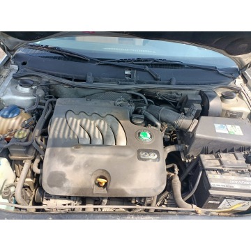 Skoda Octavia  Sedan/Limuzyna 2000,  2.0 benzyna - Na sprzedaż za 2 500,00 zł - Tarnów - zdjęcie 8
