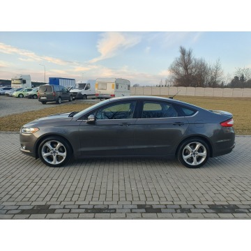 Ford Fusion  Sedan/Limuzyna 2015,  2.0 benzyna, automat - Na sprzedaż za 27 500 zł - Strobice - zdjęcie 3