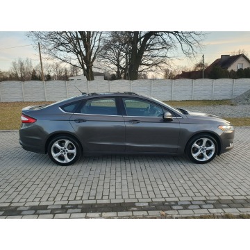 Ford Fusion  Sedan/Limuzyna 2015,  2.0 benzyna, automat - Na sprzedaż za 27 500 zł - Strobice - zdjęcie 10