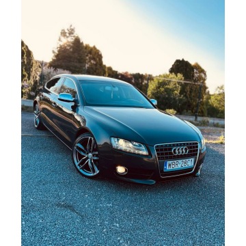 Audi A5  Sedan/Limuzyna 2010,  2.0 benzyna - Na sprzedaż za 31 857 zł - Piaseczno - zdjęcie 2
