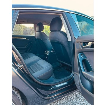 Audi A5  Sedan/Limuzyna 2010,  2.0 benzyna - Na sprzedaż za 31 857 zł - Piaseczno - zdjęcie 7