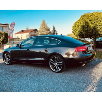 Audi A5  Sedan/Limuzyna 2010,  2.0 benzyna - Na sprzedaż za 31 857 zł - Piaseczno - zdjęcie 5