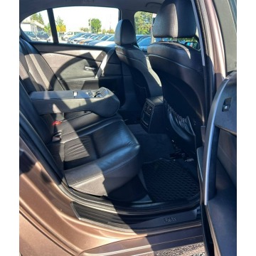 BMW Seria 5  Sedan/Limuzyna 2006,  2.5 diesel, automat - Na sprzedaż za 27 675 zł - Piaseczno - zdjęcie 7