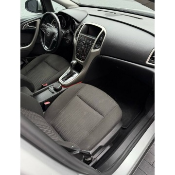 Opel Astra  Kombi 2011,  2.0 diesel, automat - Na sprzedaż za 18 204 zł - Piaseczno - zdjęcie 7