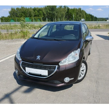 Bardzo ładny Peugeot 208