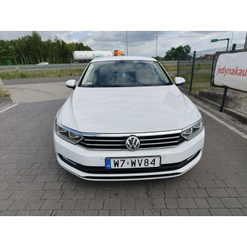 Volkswagen Passat  Sedan/Limuzyna 2017,  2.0 diesel - Na sprzedaż za 42 800 zł - Lipówki - zdjęcie 4