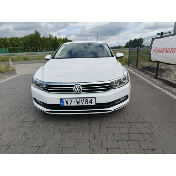 Volkswagen Passat  Sedan/Limuzyna 2017,  2.0 diesel - Na sprzedaż za 42 800 zł - Lipówki - zdjęcie 3