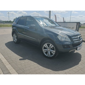 Mercedes - Benz ML-klasa  SUV 2012,  3.0 diesel, automat - Na sprzedaż za 41 800 zł - Lipówki - zdjęcie 9