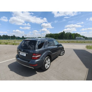 Mercedes - Benz ML-klasa  SUV 2012,  3.0 diesel, automat - Na sprzedaż za 41 800 zł - Lipówki - zdjęcie 12