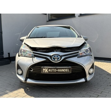 Toyota Yaris  Hatchback 2017,  1.5 hybryda, automat - Na sprzedaż za 17 900 zł - Pyzdry - zdjęcie 2