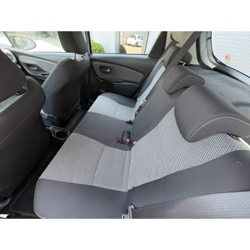 Toyota Yaris  Hatchback 2017,  1.5 hybryda, automat - Na sprzedaż za 17 900 zł - Pyzdry - zdjęcie 8