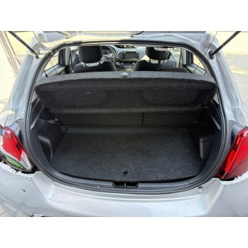 Toyota Yaris  Hatchback 2017,  1.5 hybryda, automat - Na sprzedaż za 17 900 zł - Pyzdry - zdjęcie 12