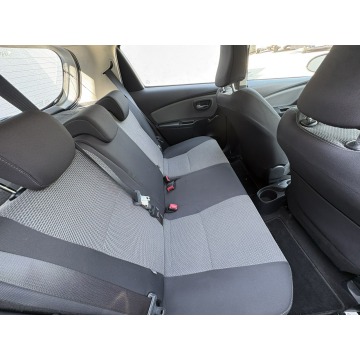 Toyota Yaris  Hatchback 2017,  1.5 hybryda, automat - Na sprzedaż za 17 900 zł - Pyzdry - zdjęcie 10