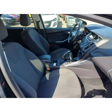 Ford Focus  Liftback 2014,  1.0 benzyna - Na sprzedaż za 19 999 zł - Chrzanów - zdjęcie 11