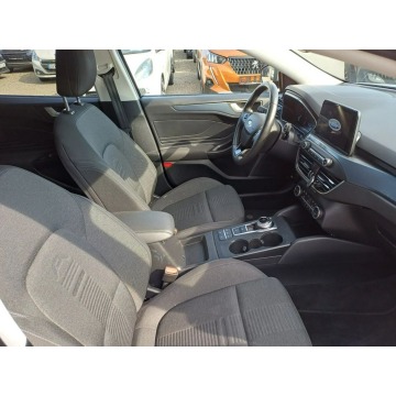 Ford Focus  Liftback 2021,  1.5 diesel, automat - Na sprzedaż za 53 999 zł - Chrzanów - zdjęcie 11