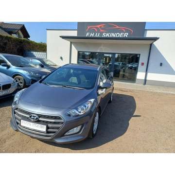 Hyundai i30  Kombi 2016,  1.6 benzyna - Na sprzedaż za 31 999 zł - Chrzanów - zdjęcie 3