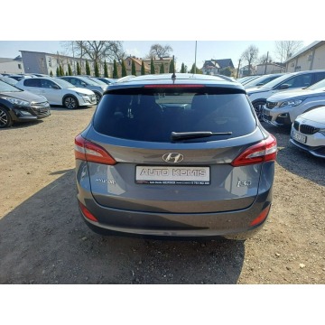 Hyundai i30  Kombi 2016,  1.6 benzyna - Na sprzedaż za 31 999 zł - Chrzanów - zdjęcie 6