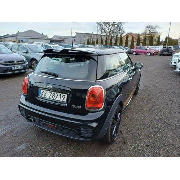 Mini Cooper  Coupe/Sportowy 2017,  1.5 benzyna - Na sprzedaż za 36 999 zł - Chrzanów - zdjęcie 7