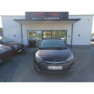 Opel Astra  Kombi 2013,  1.7 diesel - Na sprzedaż za 15 999 zł - Chrzanów - zdjęcie 2