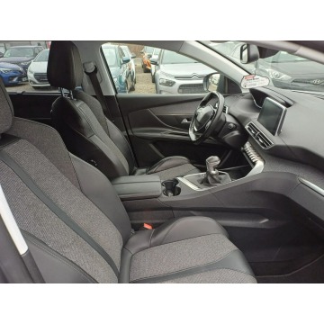 Peugeot 5008  SUV 2018,  1.2 benzyna - Na sprzedaż za 40 999 zł - Chrzanów - zdjęcie 11