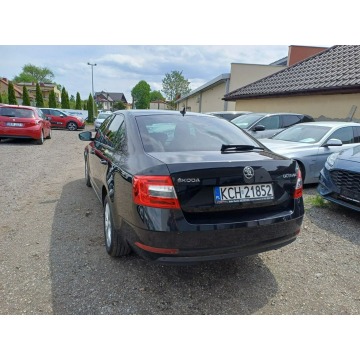Skoda Octavia  Liftback 2019,  1.6 diesel, automat - Na sprzedaż za 40 999 zł - Chrzanów - zdjęcie 5