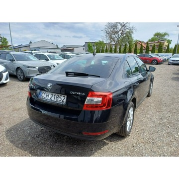 Skoda Octavia  Liftback 2019,  1.6 diesel, automat - Na sprzedaż za 40 999 zł - Chrzanów - zdjęcie 7