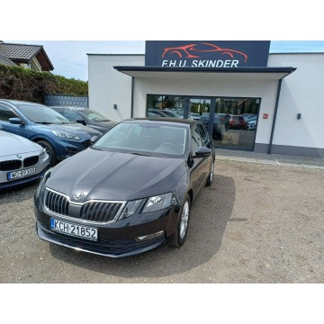 Skoda Octavia  Liftback 2019,  1.6 diesel, automat - Na sprzedaż za 40 999 zł - Chrzanów - zdjęcie 3